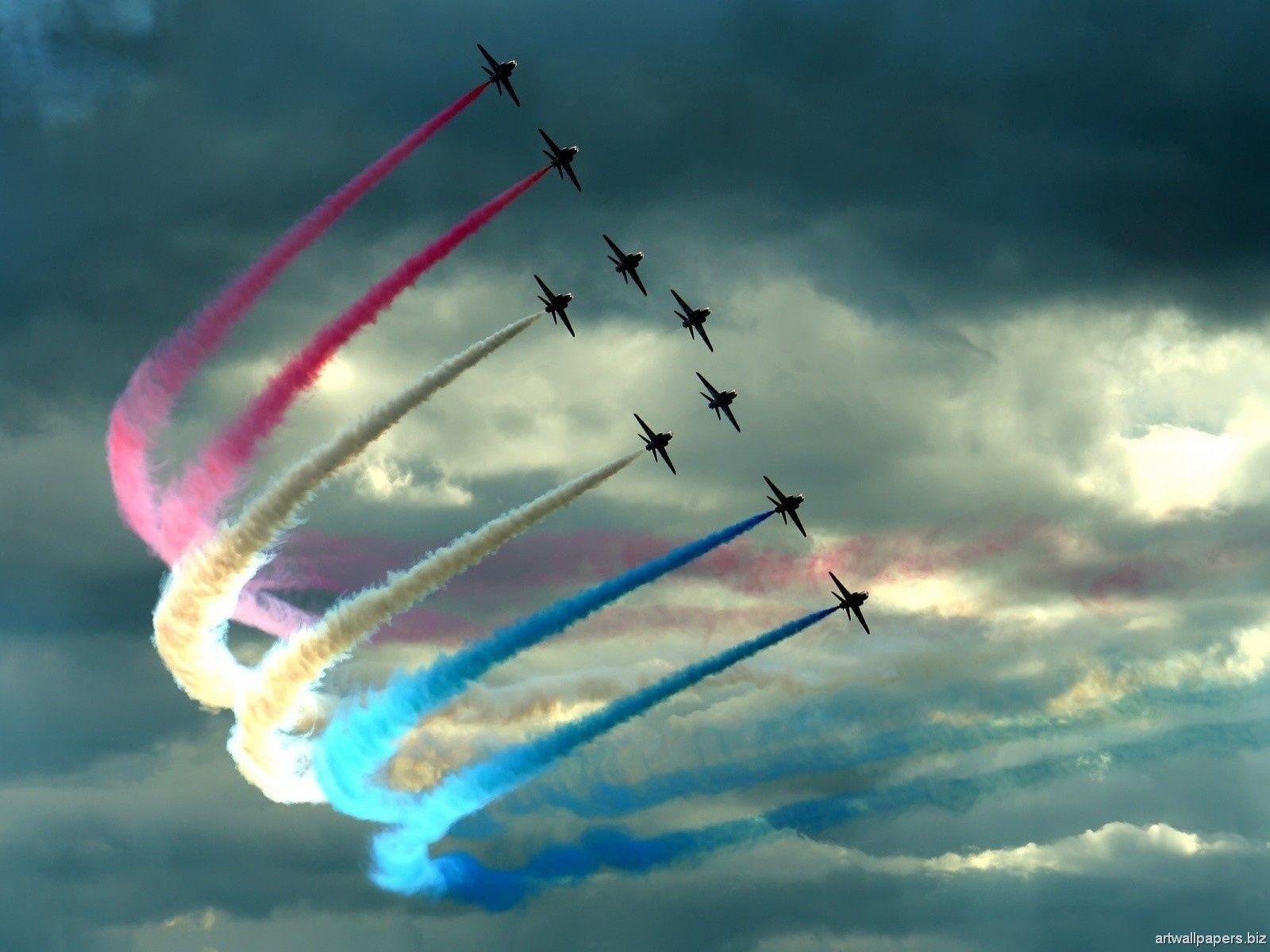 1600x1200 A Place For Free HD Wallpaper Desktop Wallpaper Wallpaper Flying Magazine