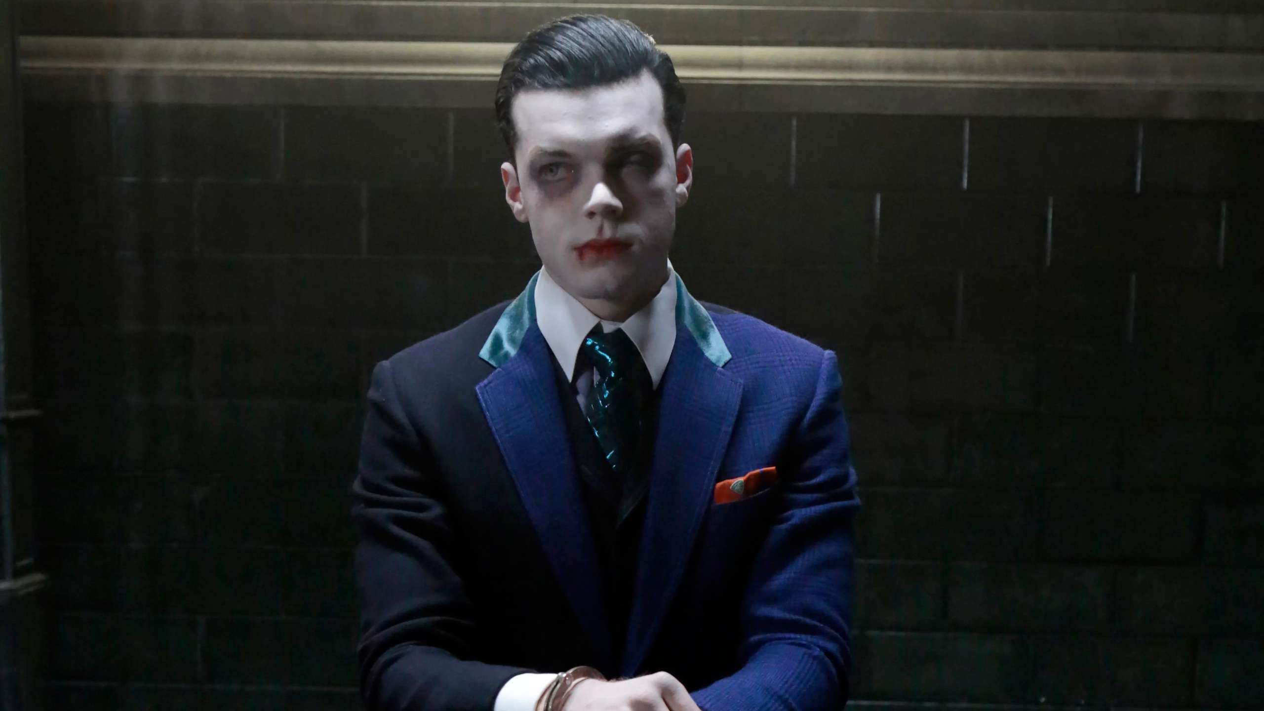 2560x1440 Gotham Tv Series Gotham Joker Wallpaper