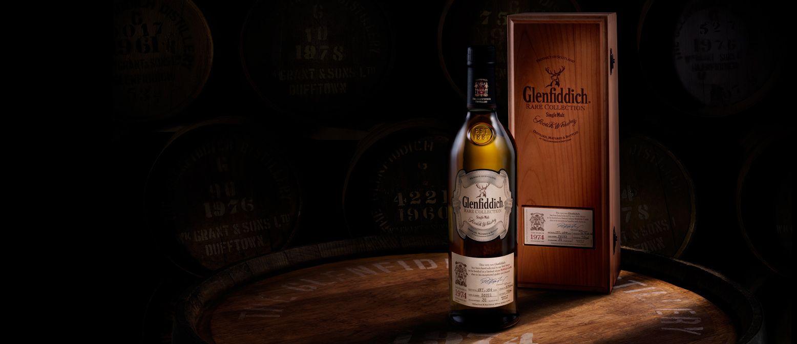 1556x672 Product photography. Glenfiddich. Un Vaillant Martien