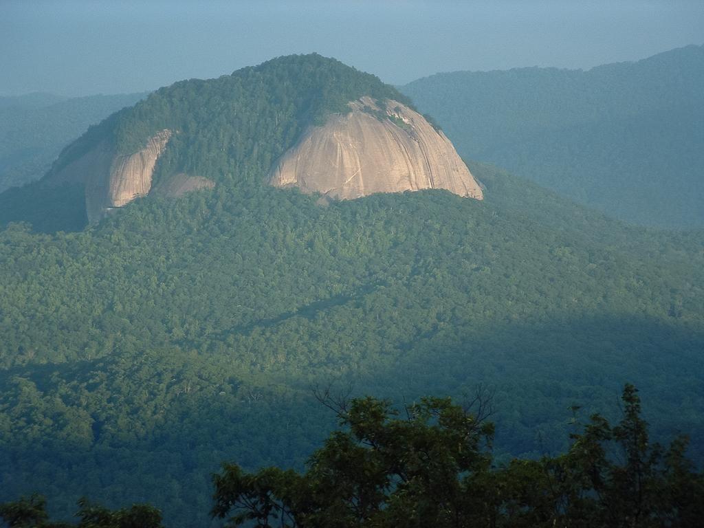 1024x768 Looking Glass Rock Hike