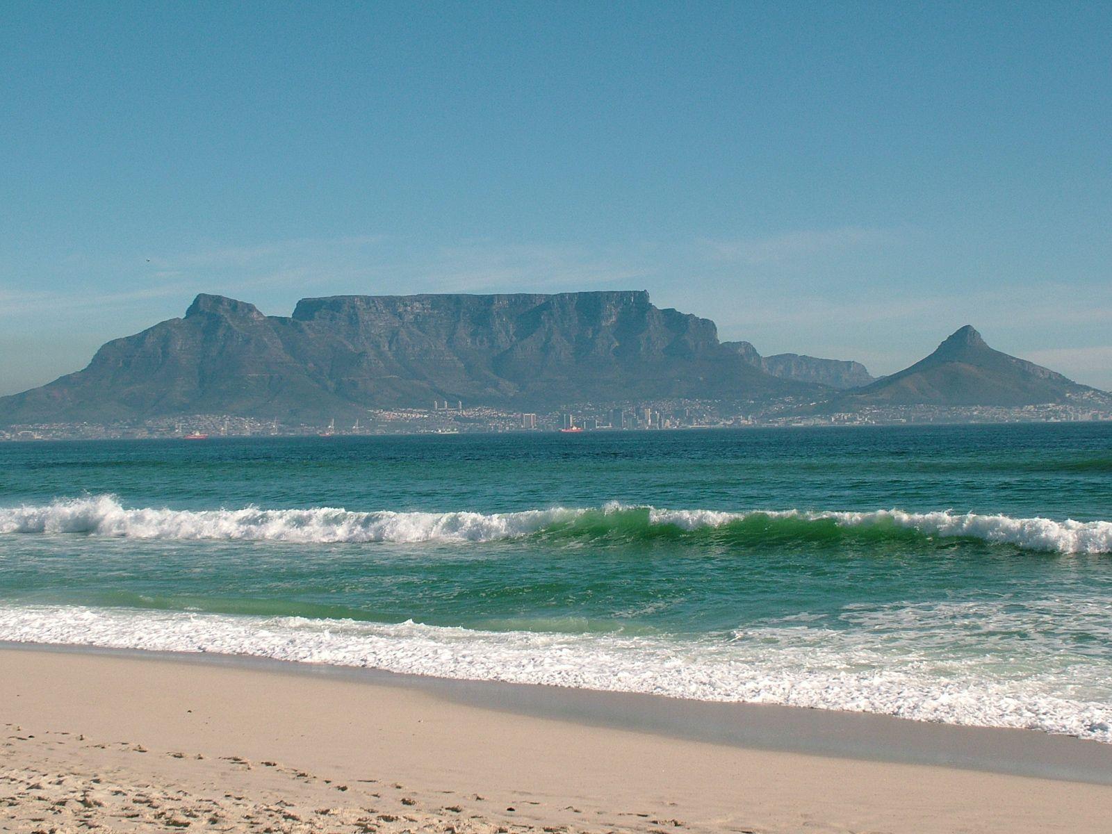 1600x1200 Table Mountain Wallpaper