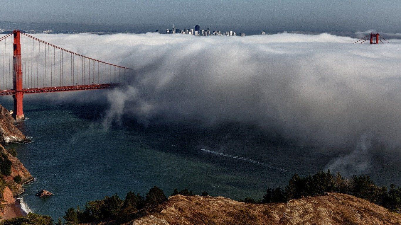 1366x768 San Francisco fog