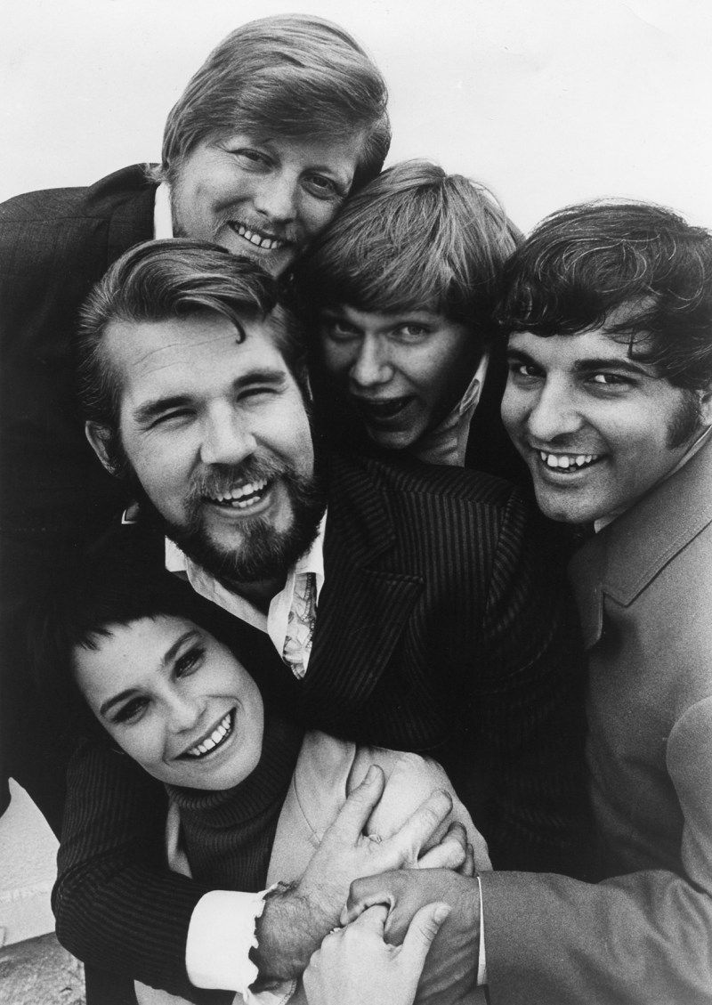800x1129 Kenny Rogers: Life in Photo