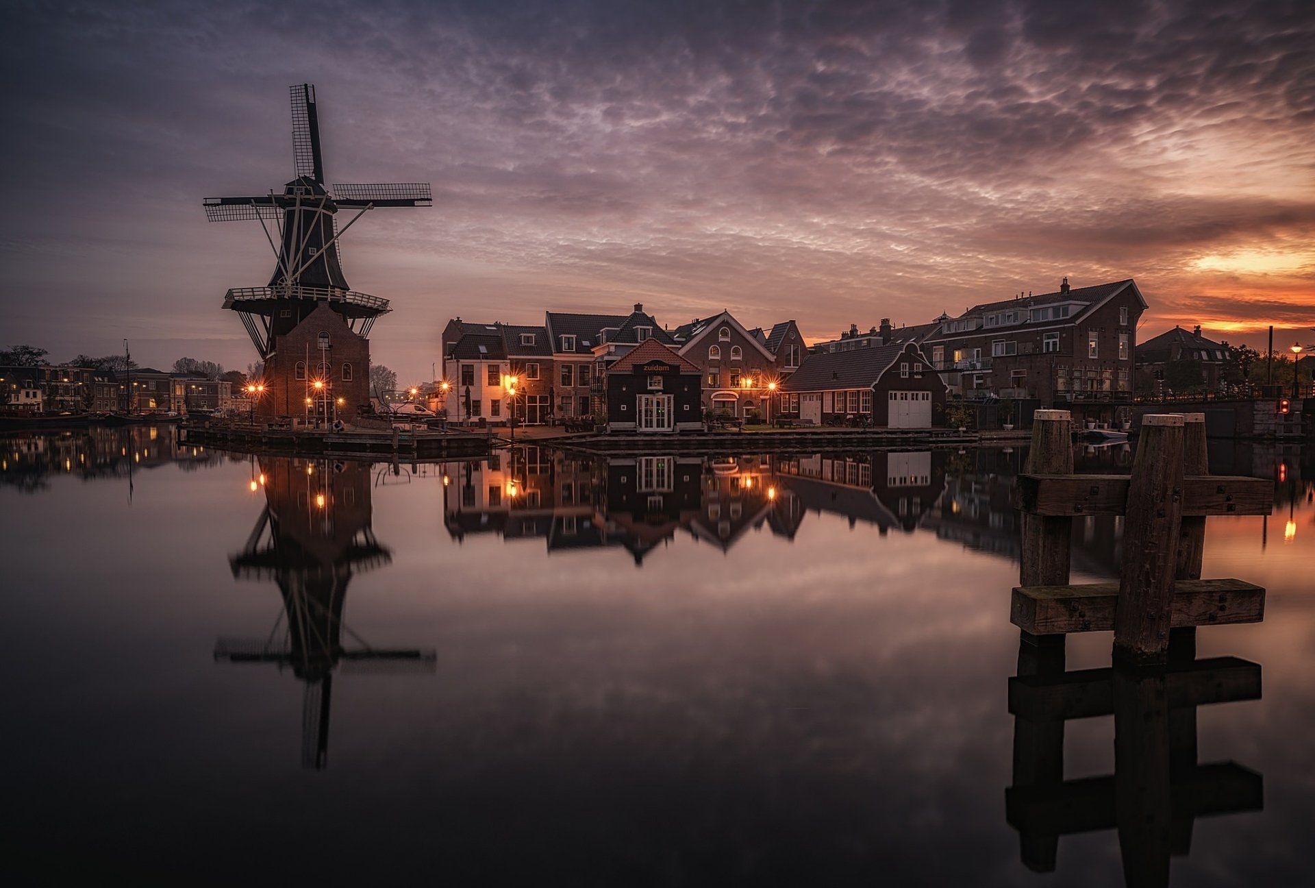 1920x1296 Tranquil Haarlem: Windmill Reflection HD Wallpaperx1382