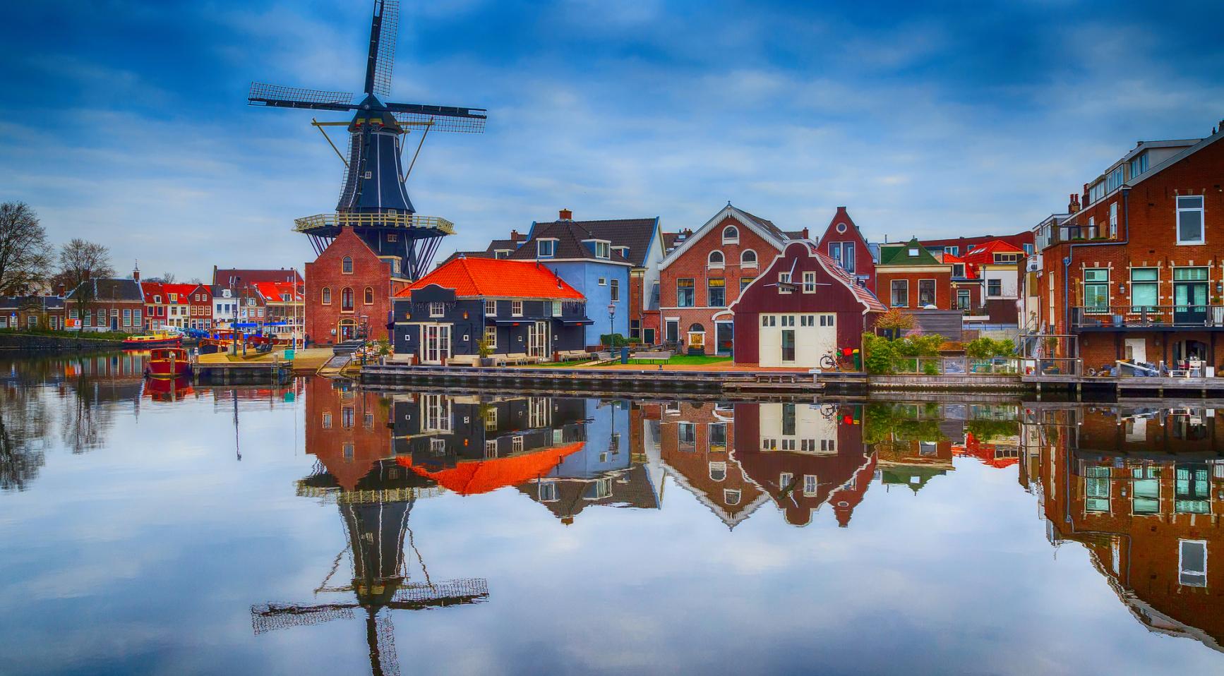 1734x958 Haarlem hits NY Times list of European travel destinations for canal lovers