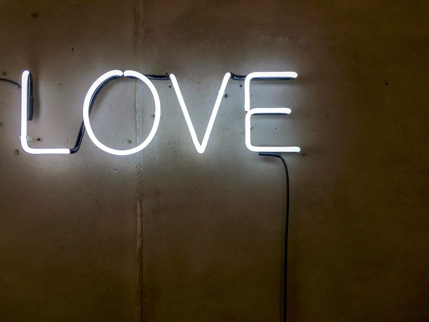 1400x1050 Polyamory: Beyond Monogamy and Breaking Misconceptions Counselling Services