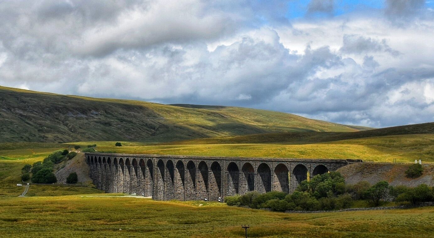 1382x759 Yorkshire Dales National Park Tours