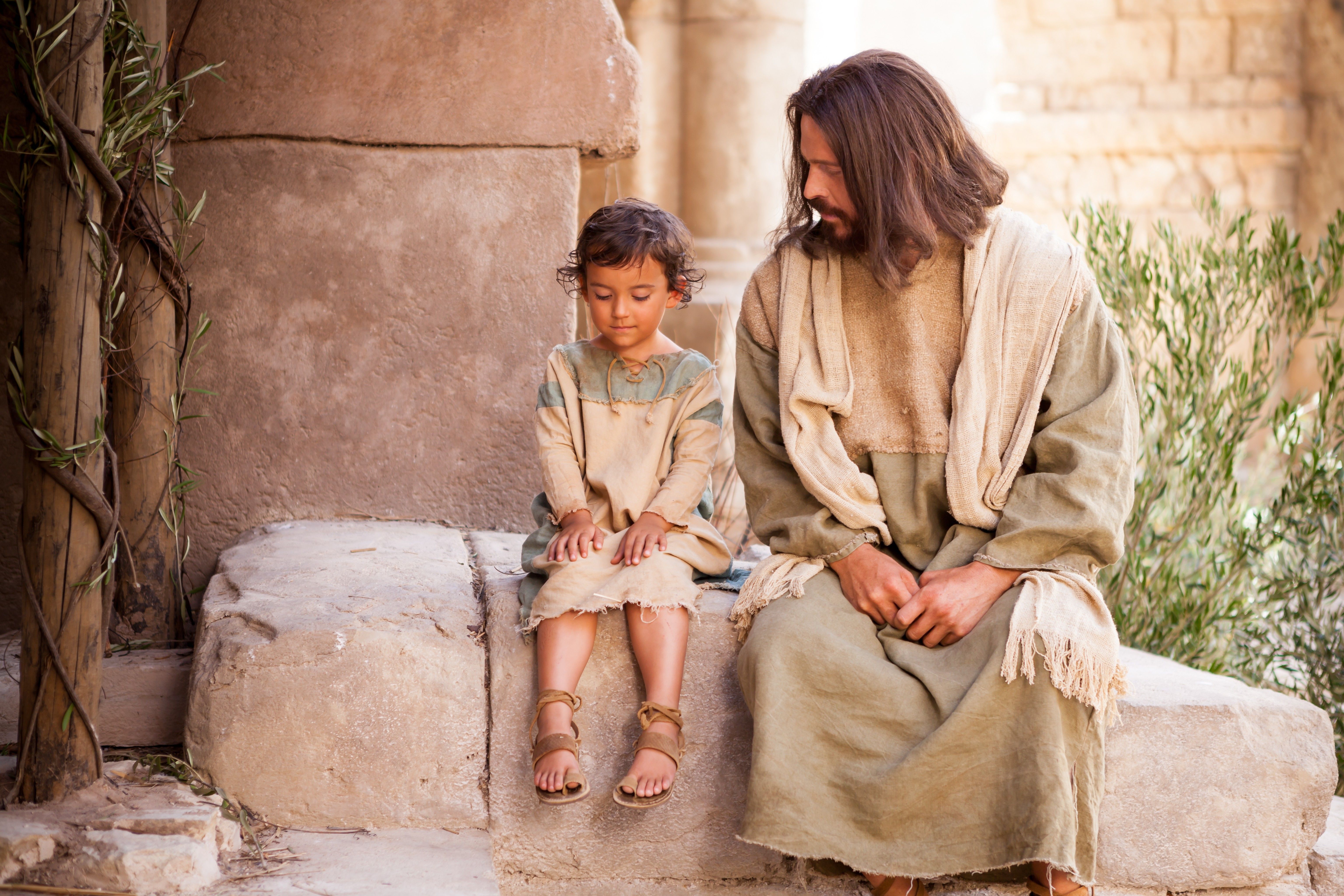6144x4096 Jesus With Child Wallpaper