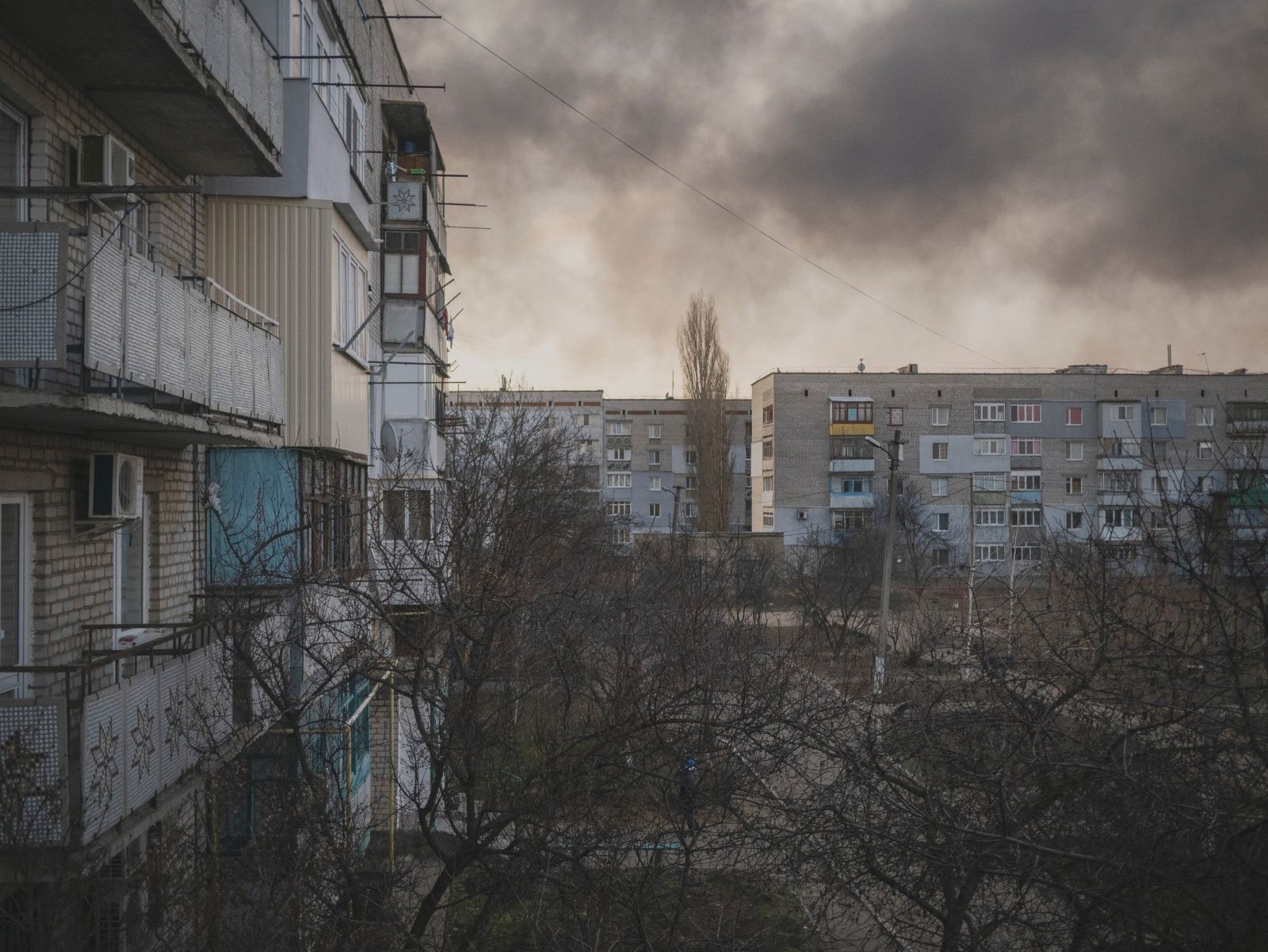 1600x1201 Broken Promises Ukrainian ongoing conflict