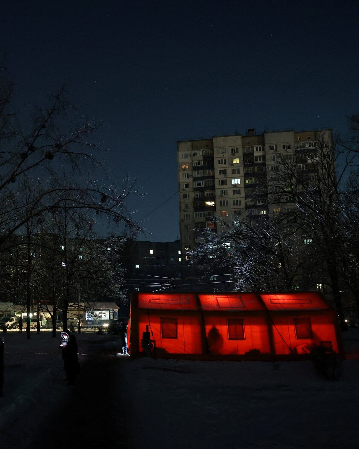 1200x1500 Poland sends hundreds of generators to Ukraine as Russia strikes energy system