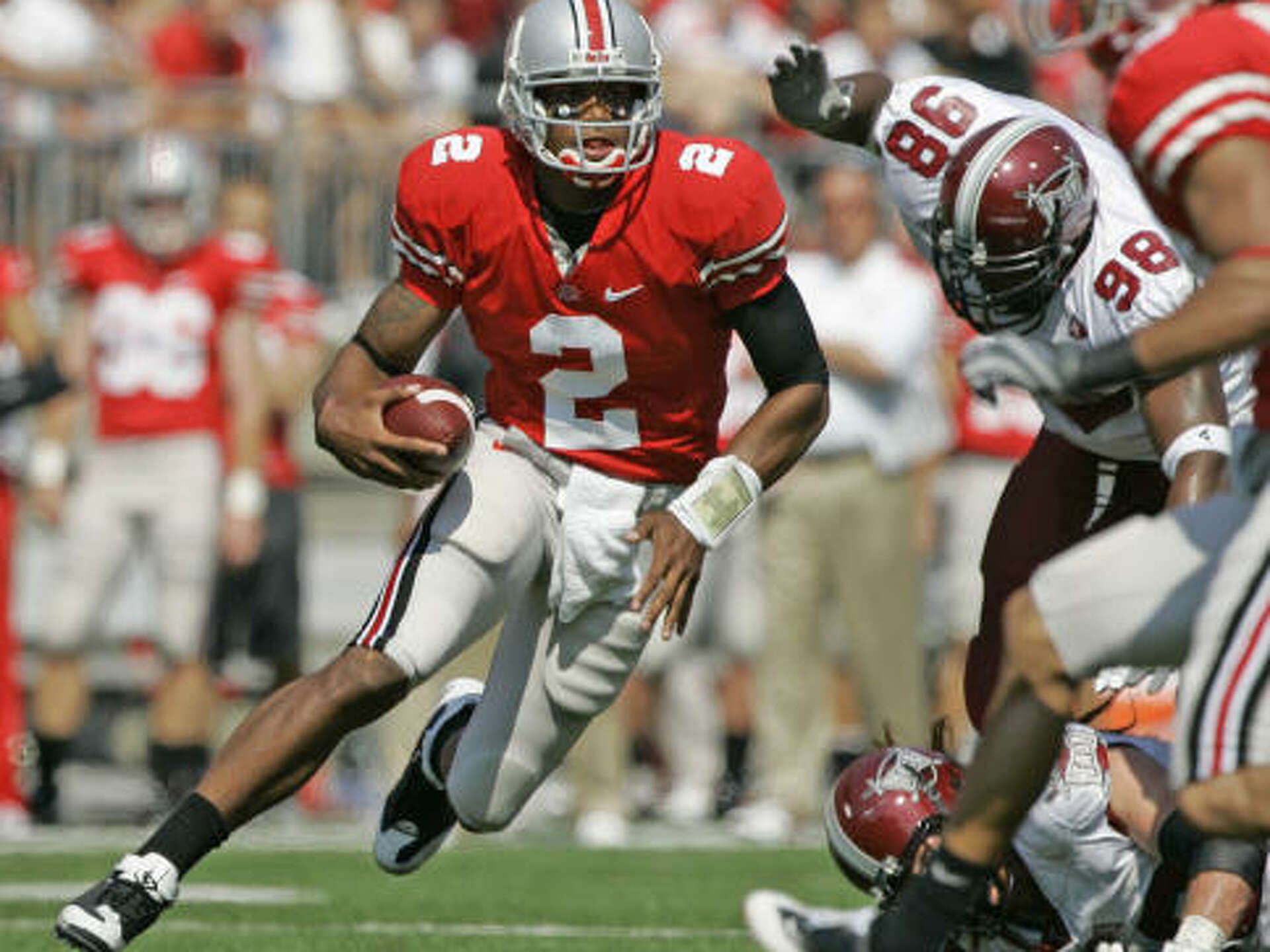 1920x1440 Ohio State's Pryor has look of UT great Vince Young