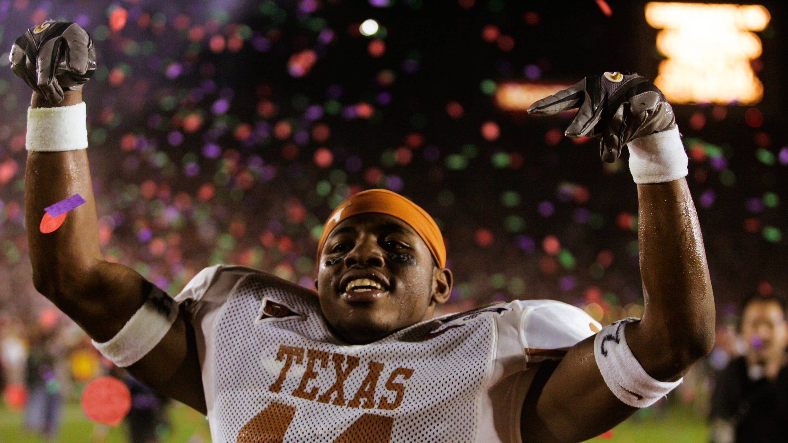 2560x1440 Greatest Quarterbacks in Texas Longhorns History