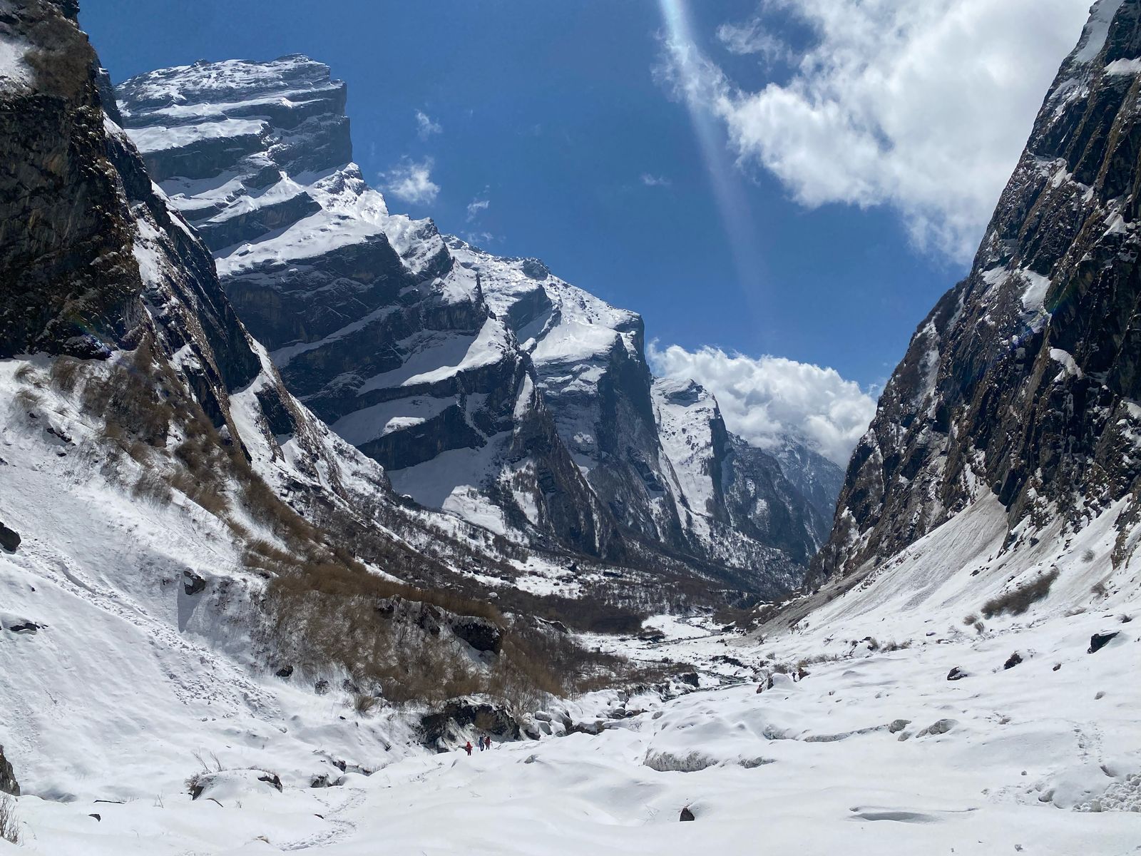 1600x1200 Avalanche on the Annapurna Base Camp trek NEPAL TIBET BHUTAN INDIA HIMALAYAS