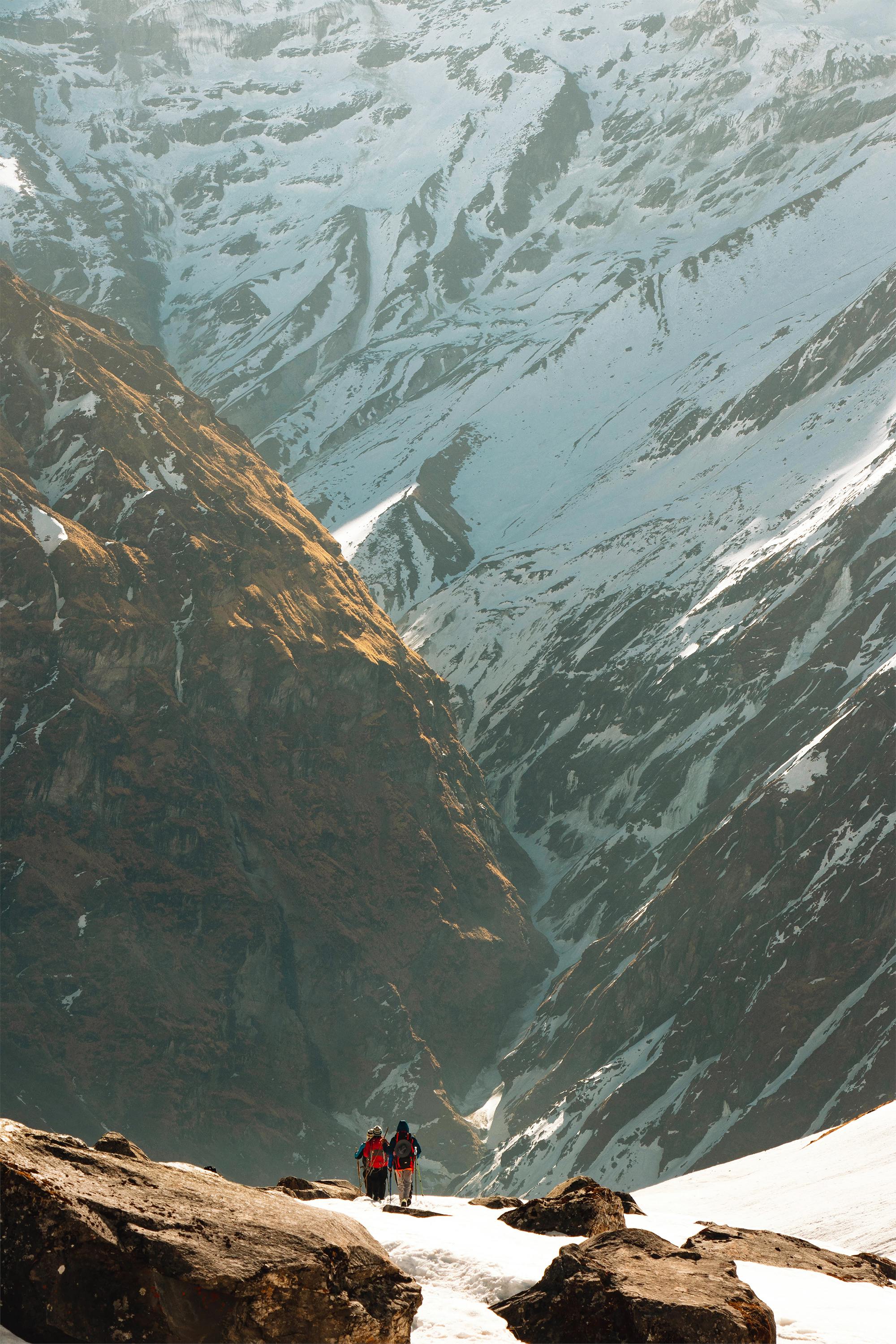 2000x3000 Annapurna Base Camp Height: A Trek to the Heart of the Himalayas - 輕旅行