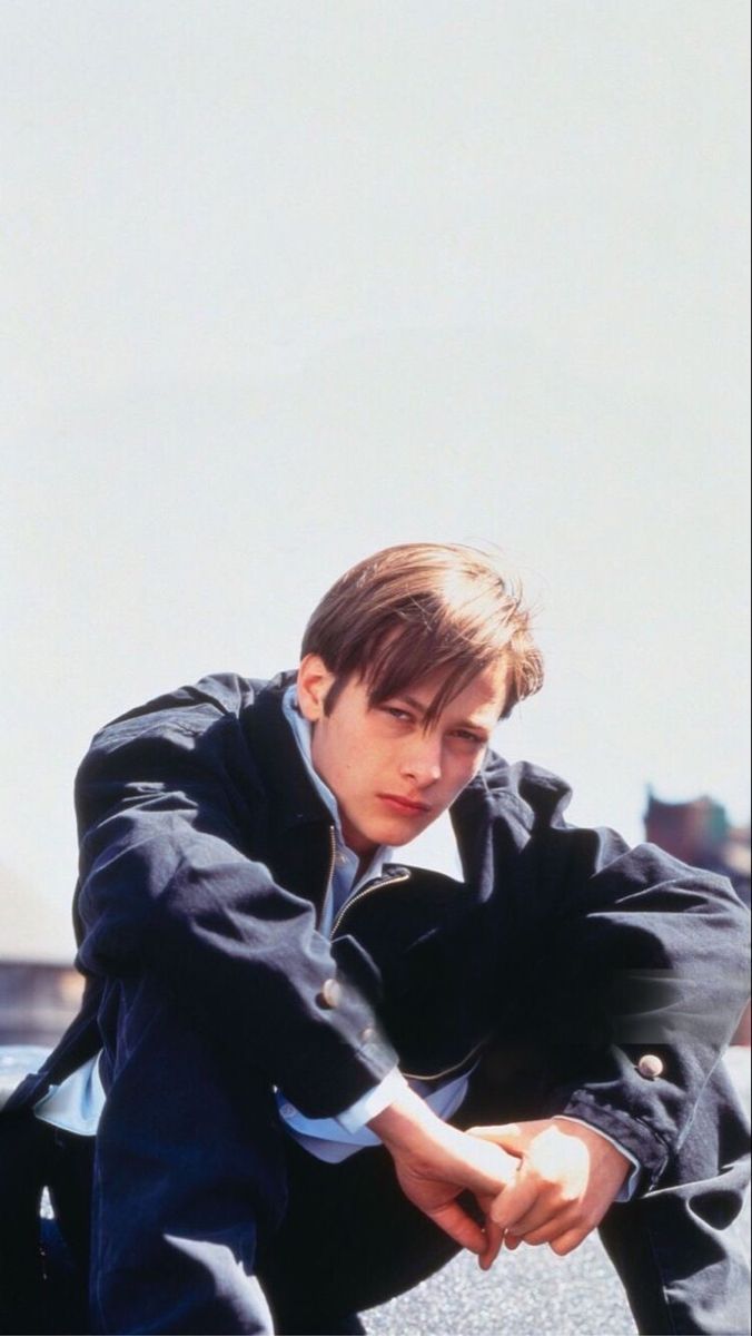 676x1200 King of new york wallpaper. Edward in the sunlight, Eddie furlong, Edward walter furlong