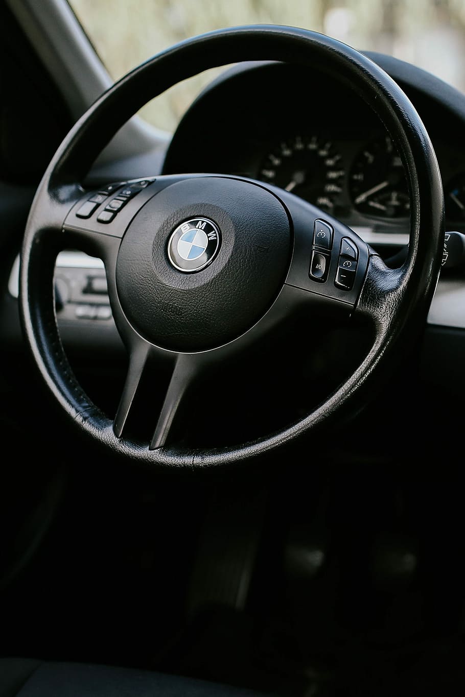 910x1365 Bmw steering wheel 1080P, 2K, 4K, 5K HD wallpaper free download