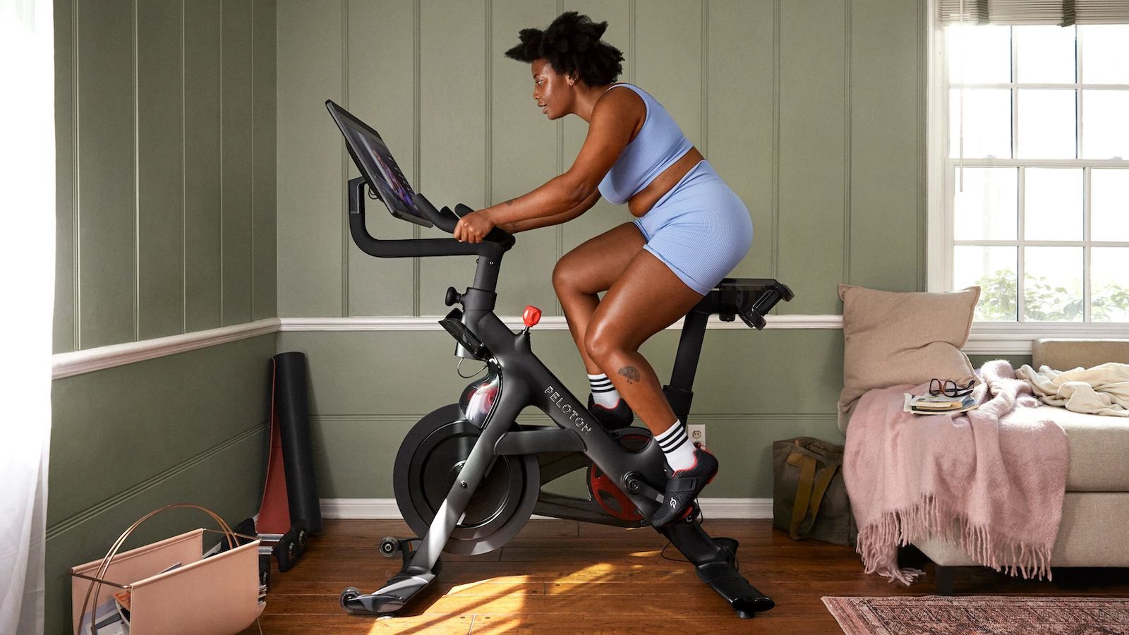 1600x900 Indoor Cycling Workout Wallpaper Thousand Cycle Indoor Royalty Free Image