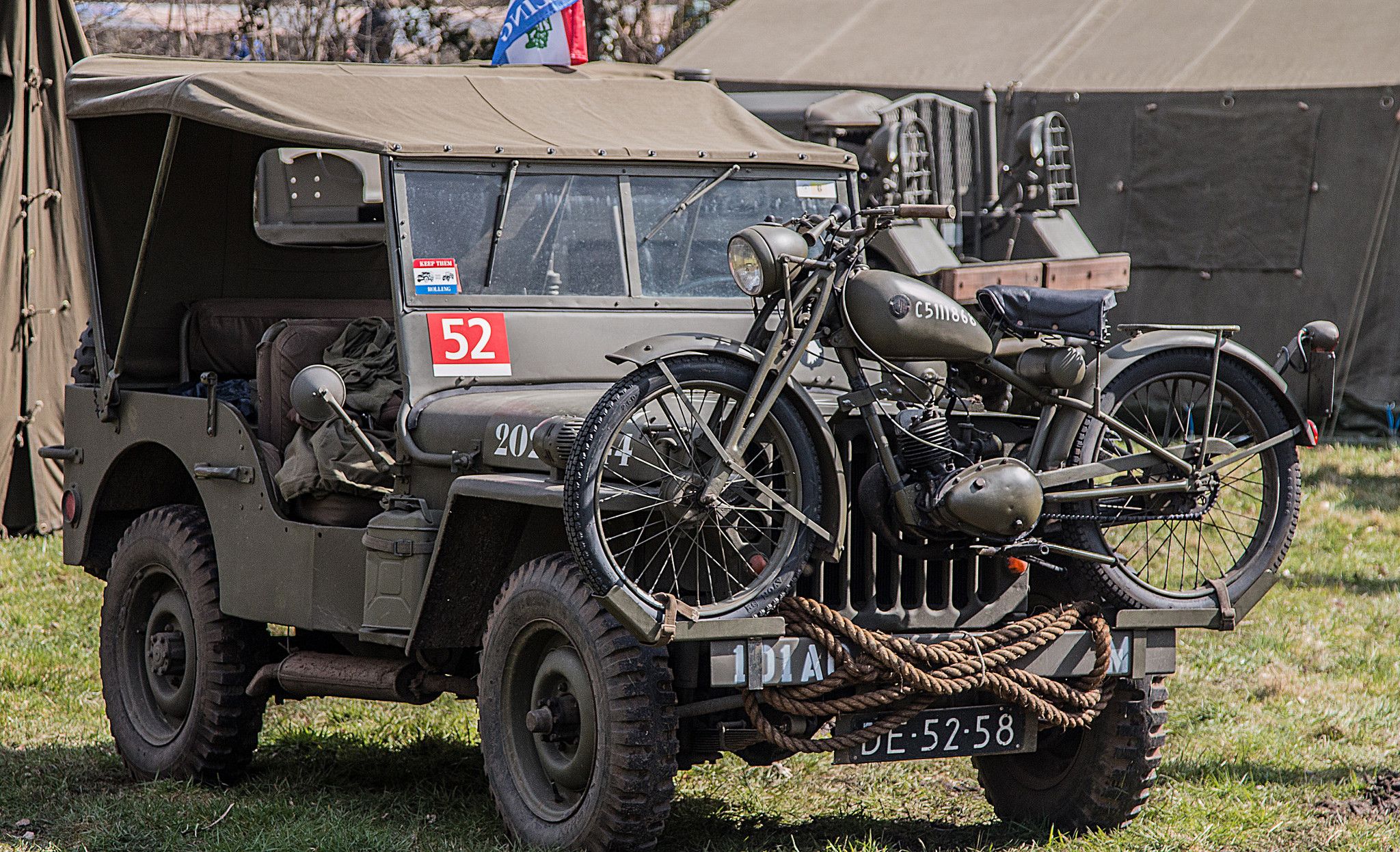2048x1246 Wallpaper time, war, world, Second, Jeep, car, motorcycle, army for mobile and desktop, section jeep, resolution 2048x1246
