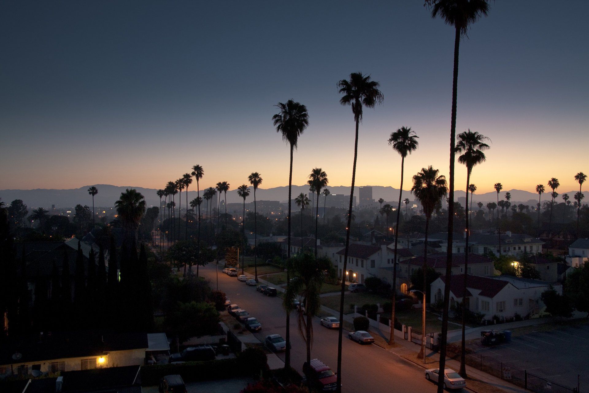 1920x1280 Download House Palm Tree Night California Street Man Made Los Angeles Tree HD Wallpaperx1707