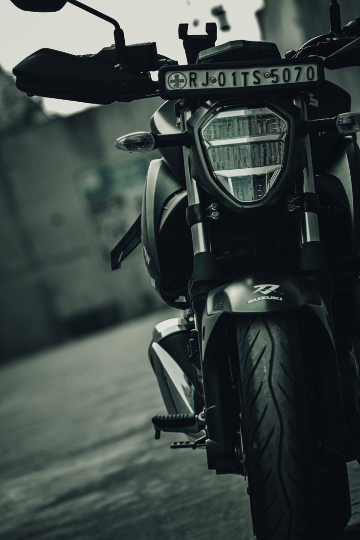 736x1104 Gixxer 250