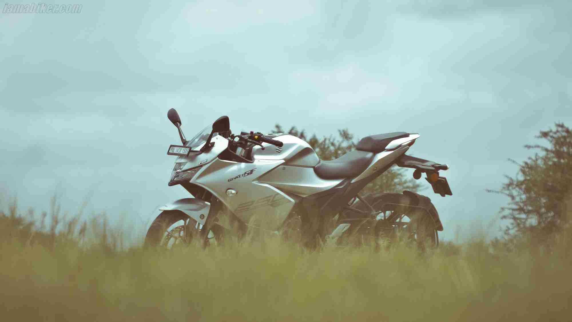 2000x1125 Suzuki Gixxer SF 250 HD wallpaper. Automotive and Technology and Reviews