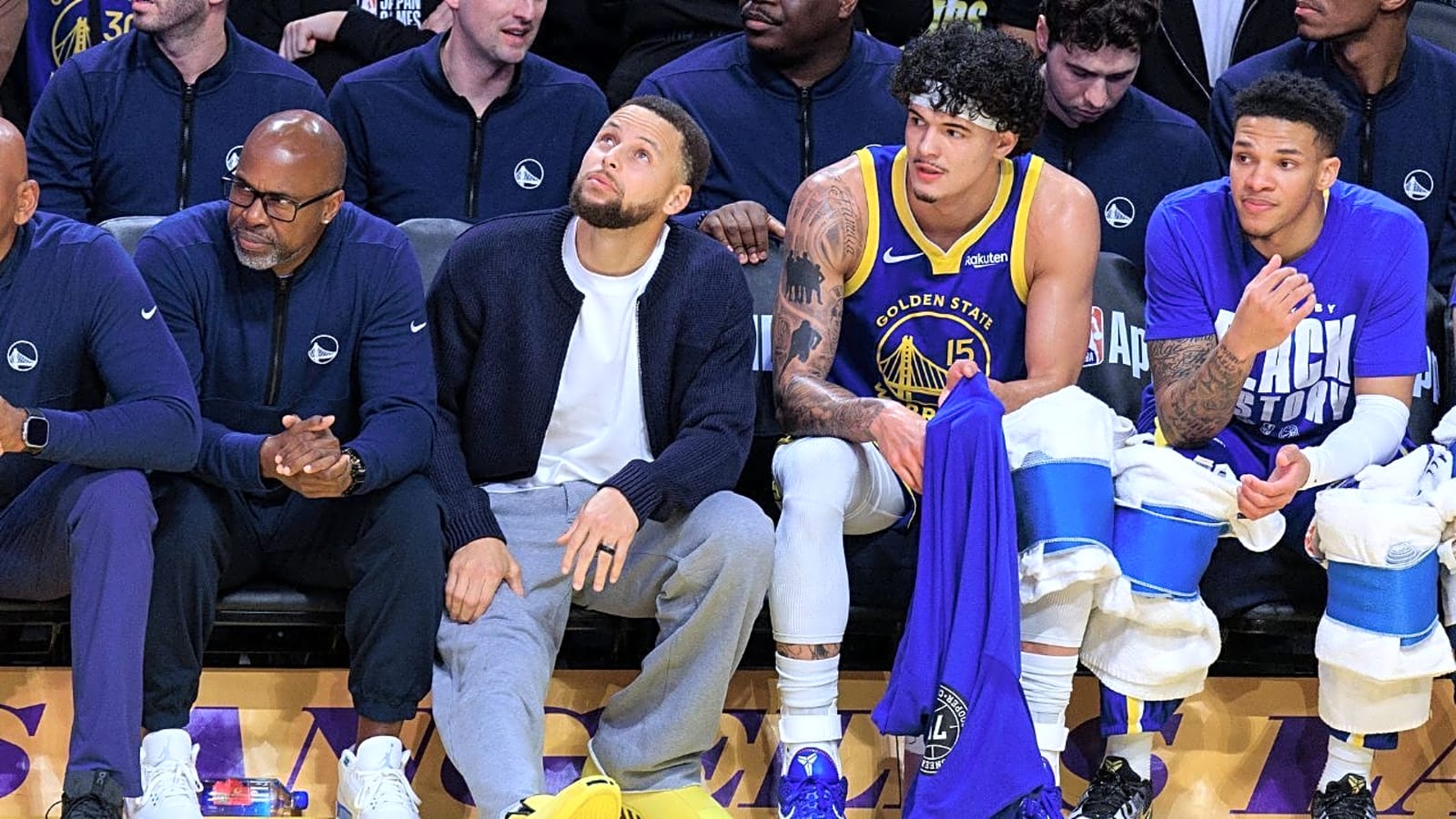 1600x900 Stephen Curry Jumps Out Of His Seat For Tiffany Hayes As Warriors Star Reminisces Oracle Arena During Valkyries Wings