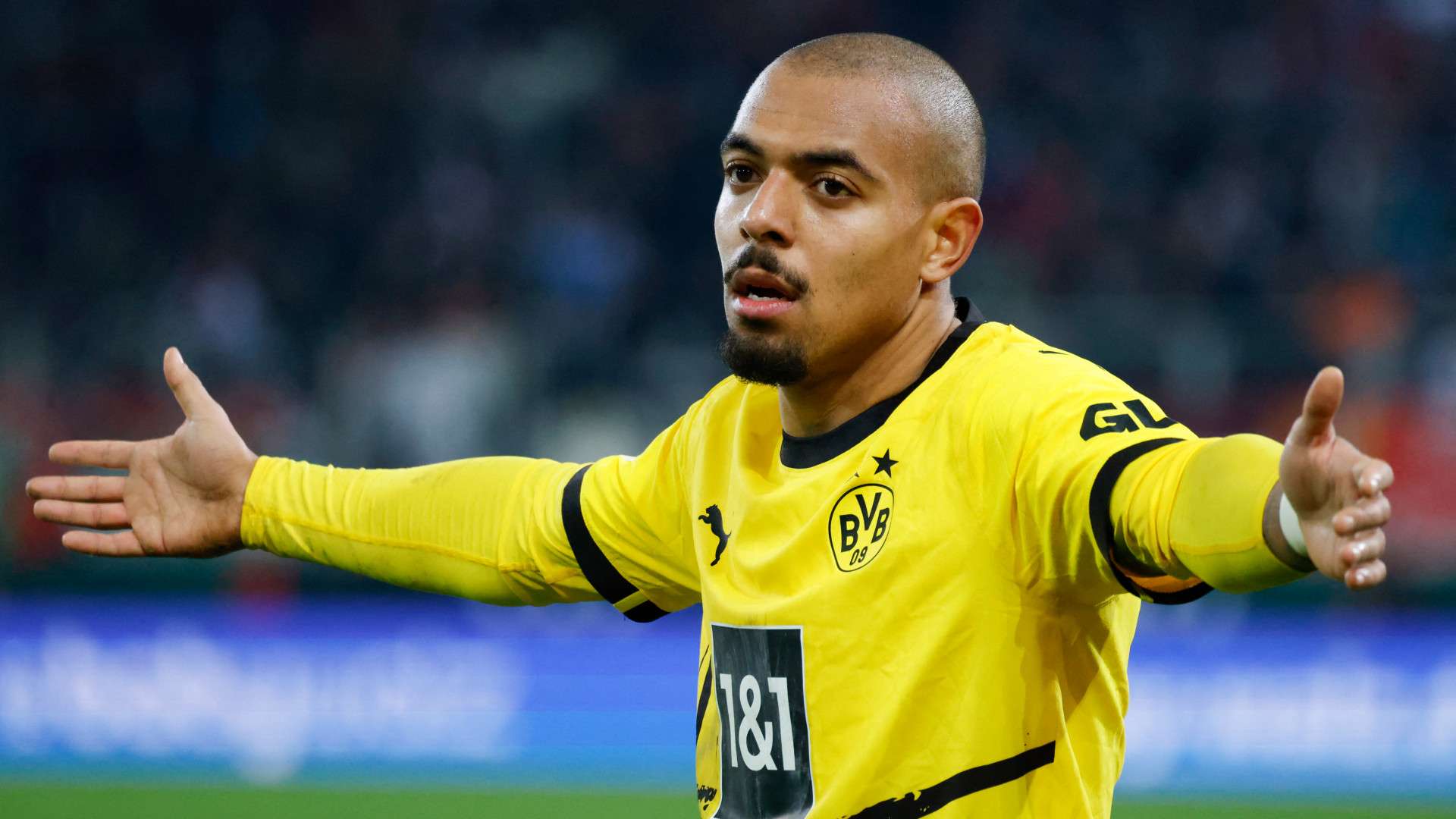 1920x1080 Beautiful dream' Malen desire to return to Arsenal as Borussia Dortmund reveals asking price for Dutch forward