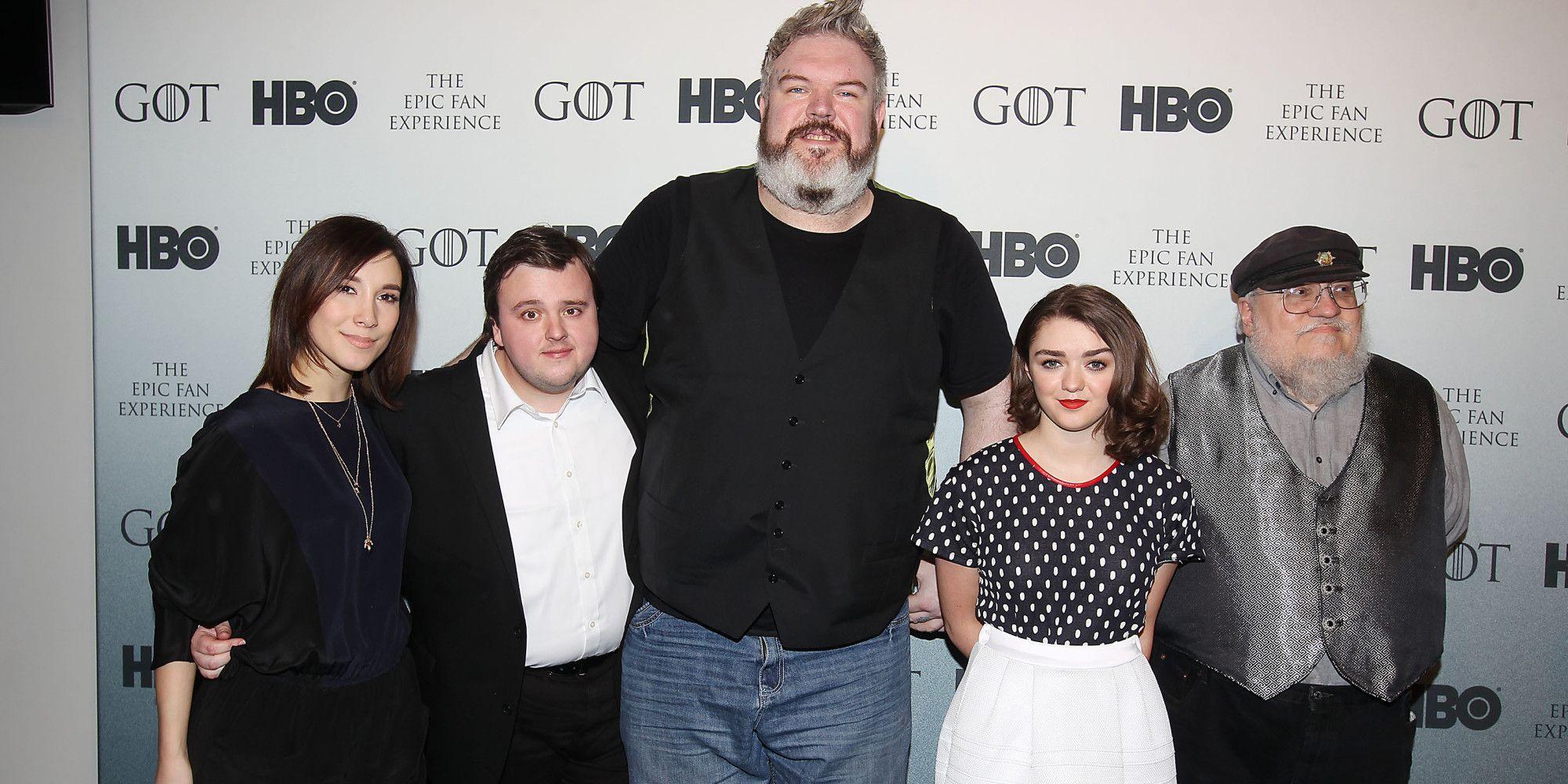 2000x1000 George R.R Martin and Cast