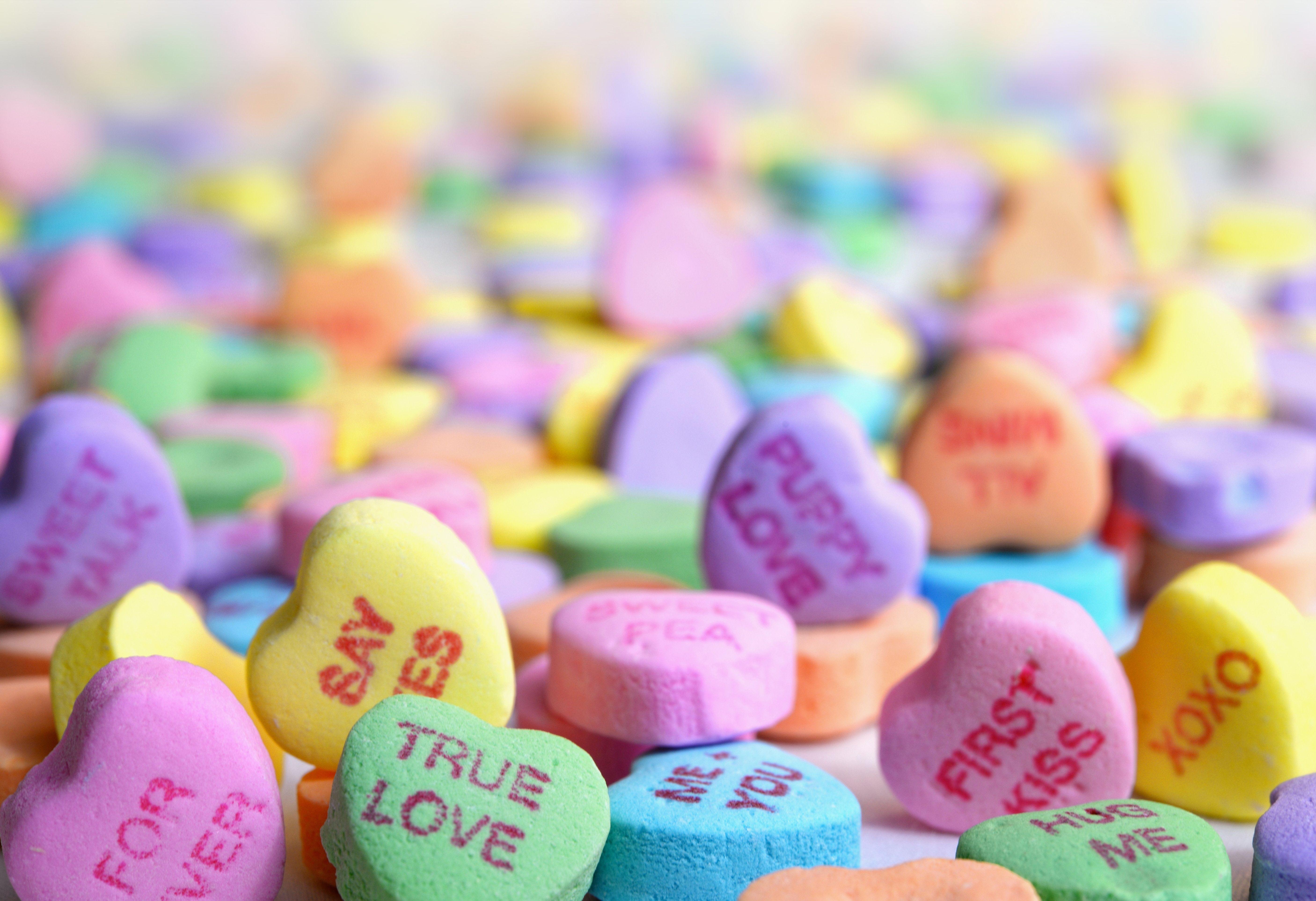 5624x3851 4752x3168 #red, #Free , #food, #valentine candy, #bakery, #confectionery, #minimal, #valentine, #still life, #love, #cute, #heart, #sweet, #sprinkle, #valentines day, #white, #candy heart, #pink, #food styling, #candy, #jar
