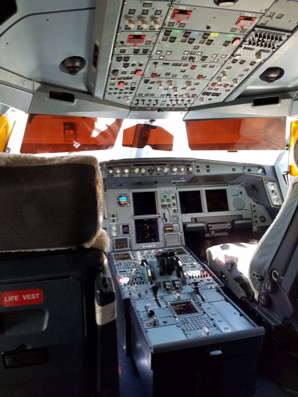 960x1280 A330 Cockpit wallpaper