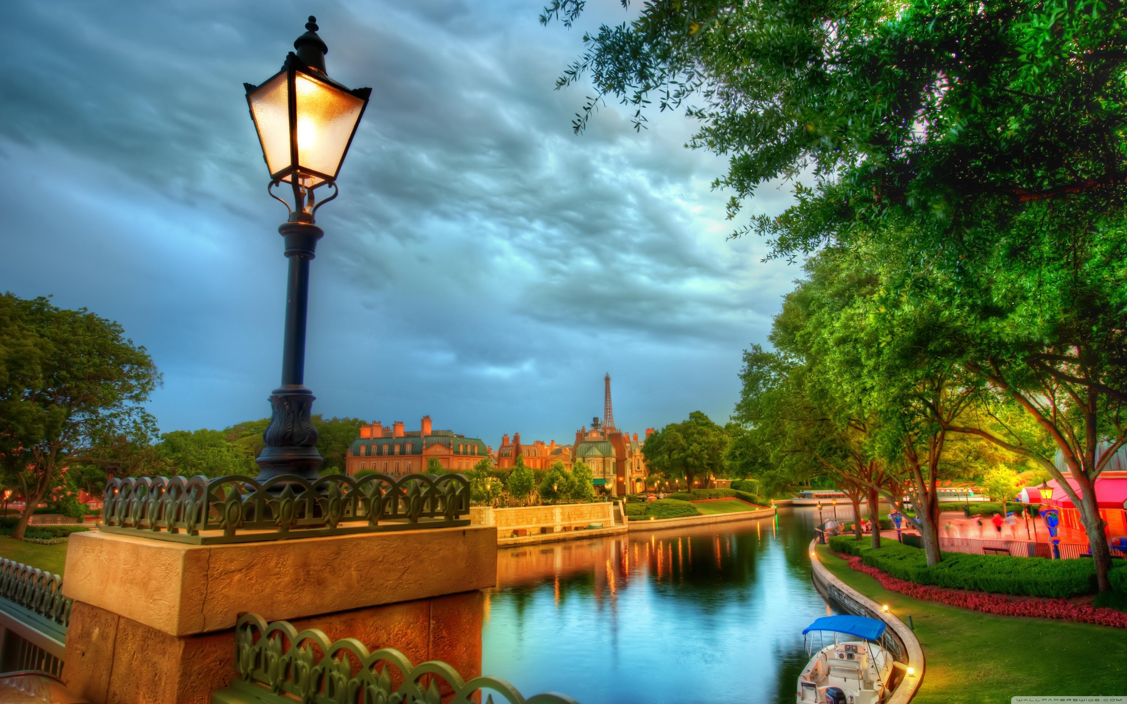 3840x2400 French Quarter Wallpaper