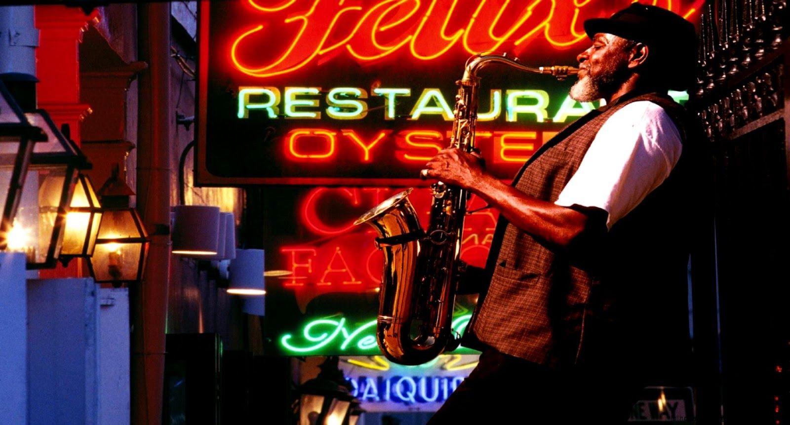 1600x861 Jazz Trombone Music Background Wallpaper. Full HD Wallpaper