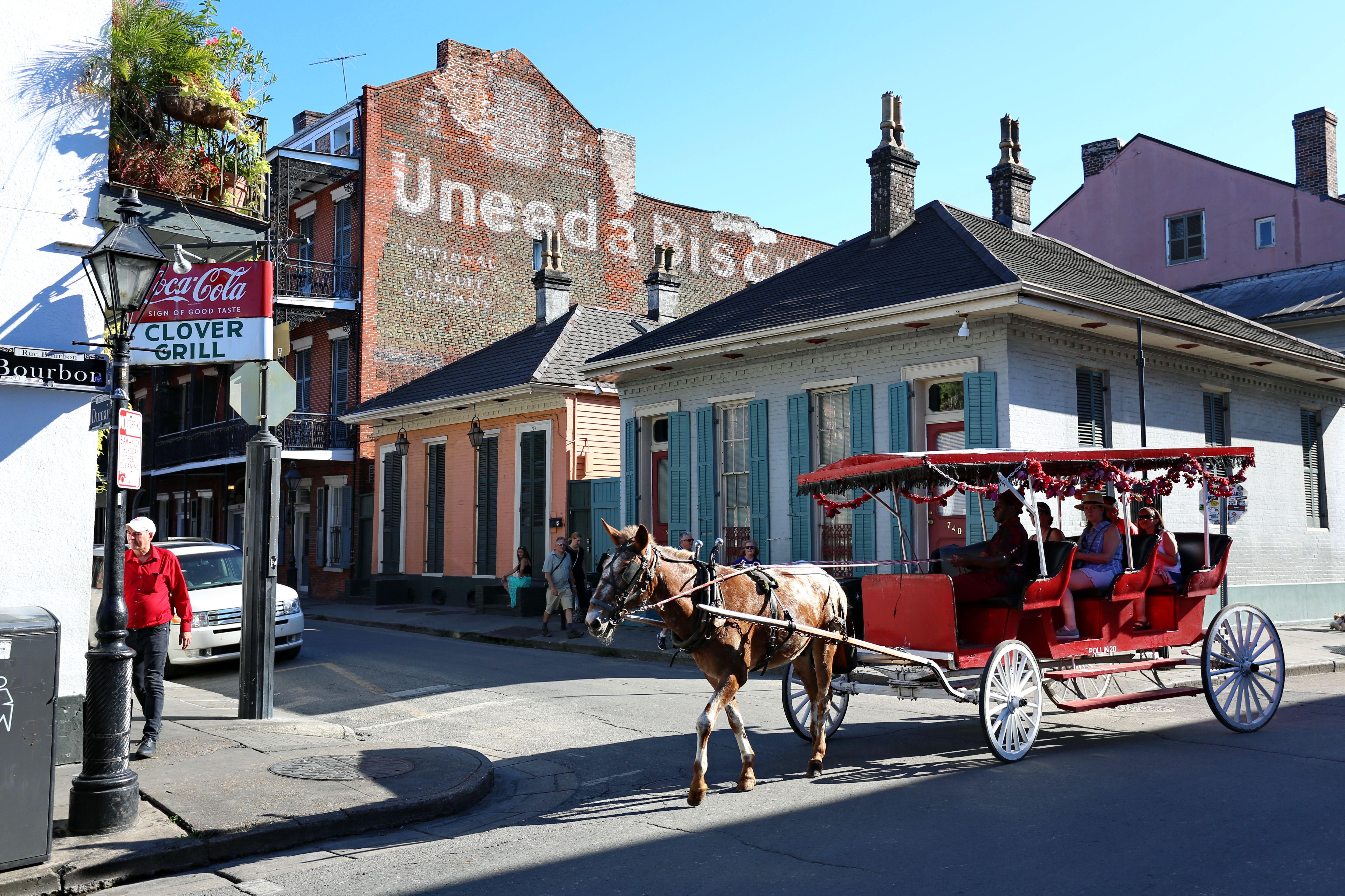 5760x3840 Free of Bourbon st, new orleans