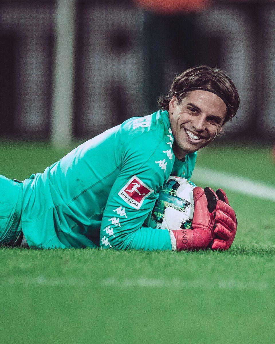 960x1200 Yann Sommer