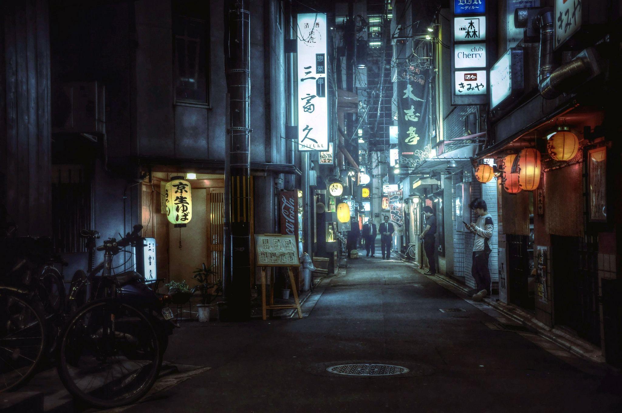 2048x1360 An alleyway in Kyoto at night [20481360]. WALLPAPERS