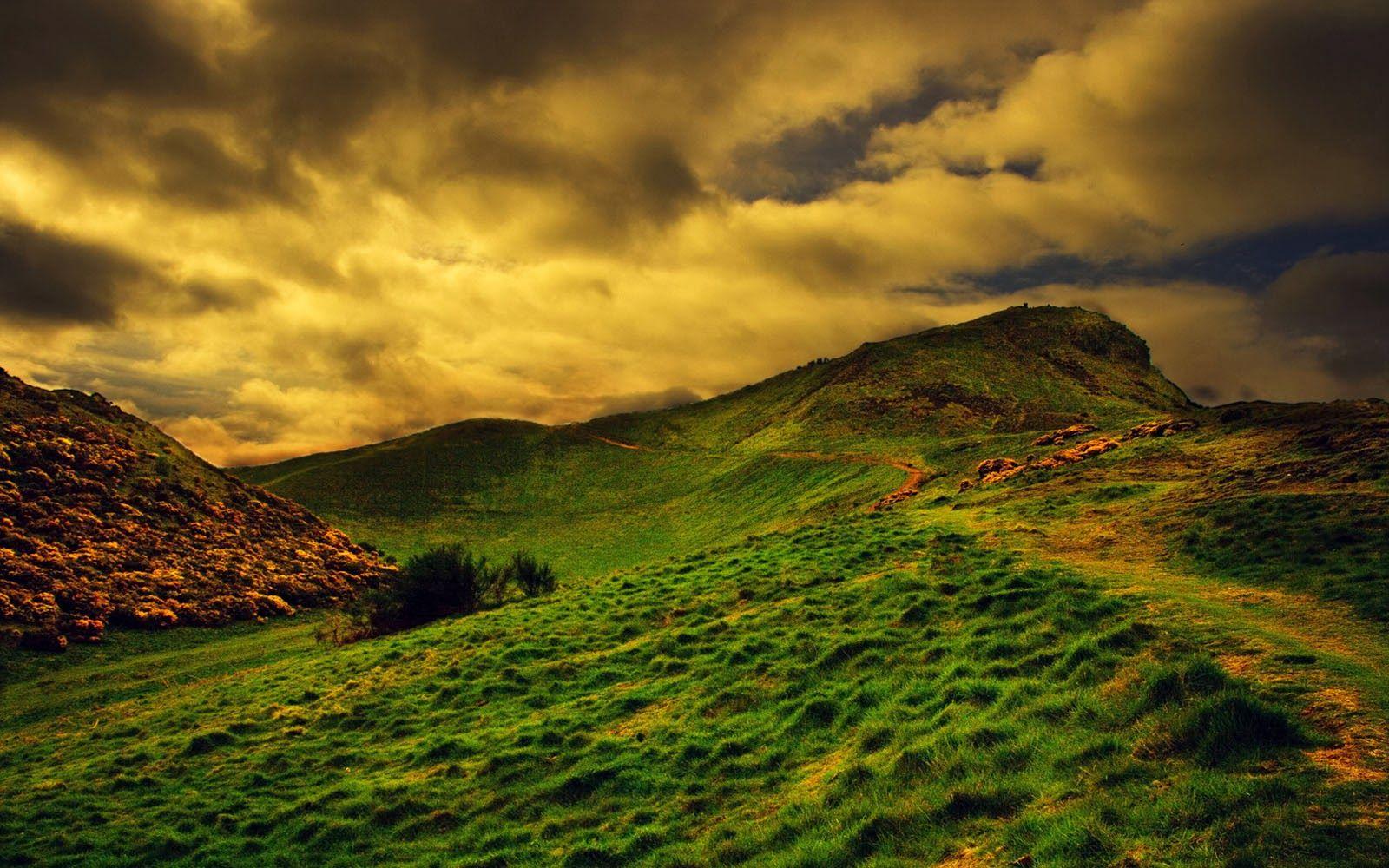 Grass Hill Wallpapers - Top Free Grass Hill Backgrounds - WallpaperAccess