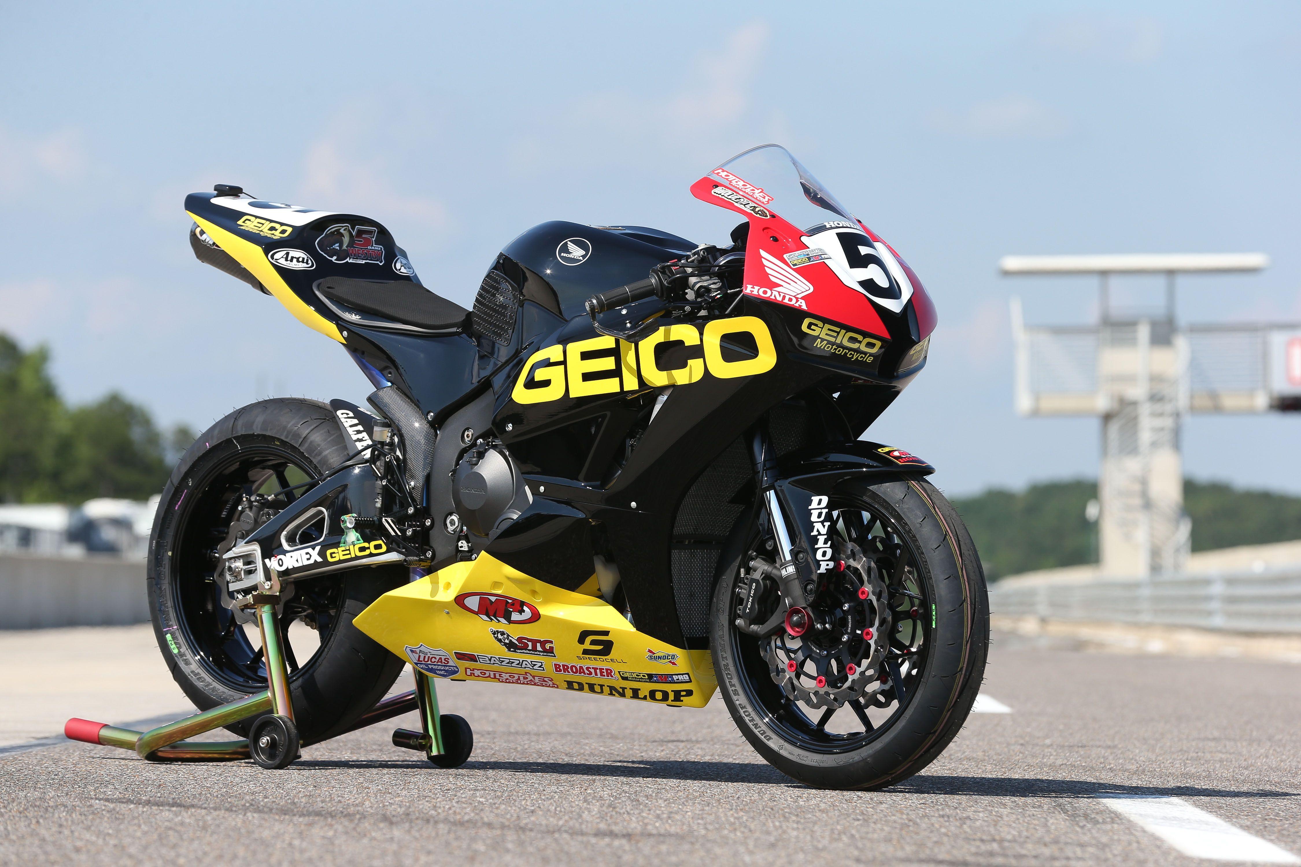 4500x3000 Geico Honda Cbr 600rr