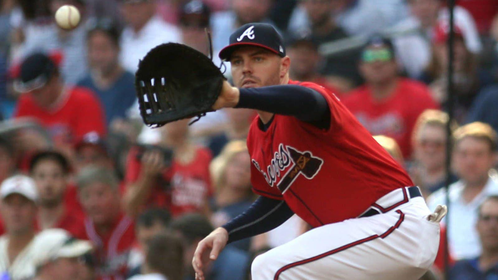 1600x900 That time Freddie Freeman switched positions