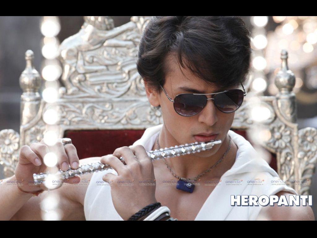 Heropanti Movie Heroine Kriti Sanon Hot HD Wallpapers 2014 | Salman Khan HD  Wallpaper