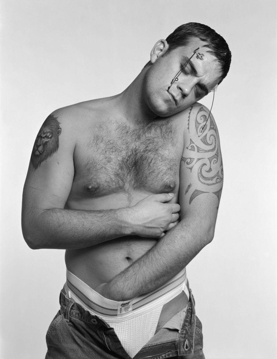 929x1200 Robbie Williams wallpaper
