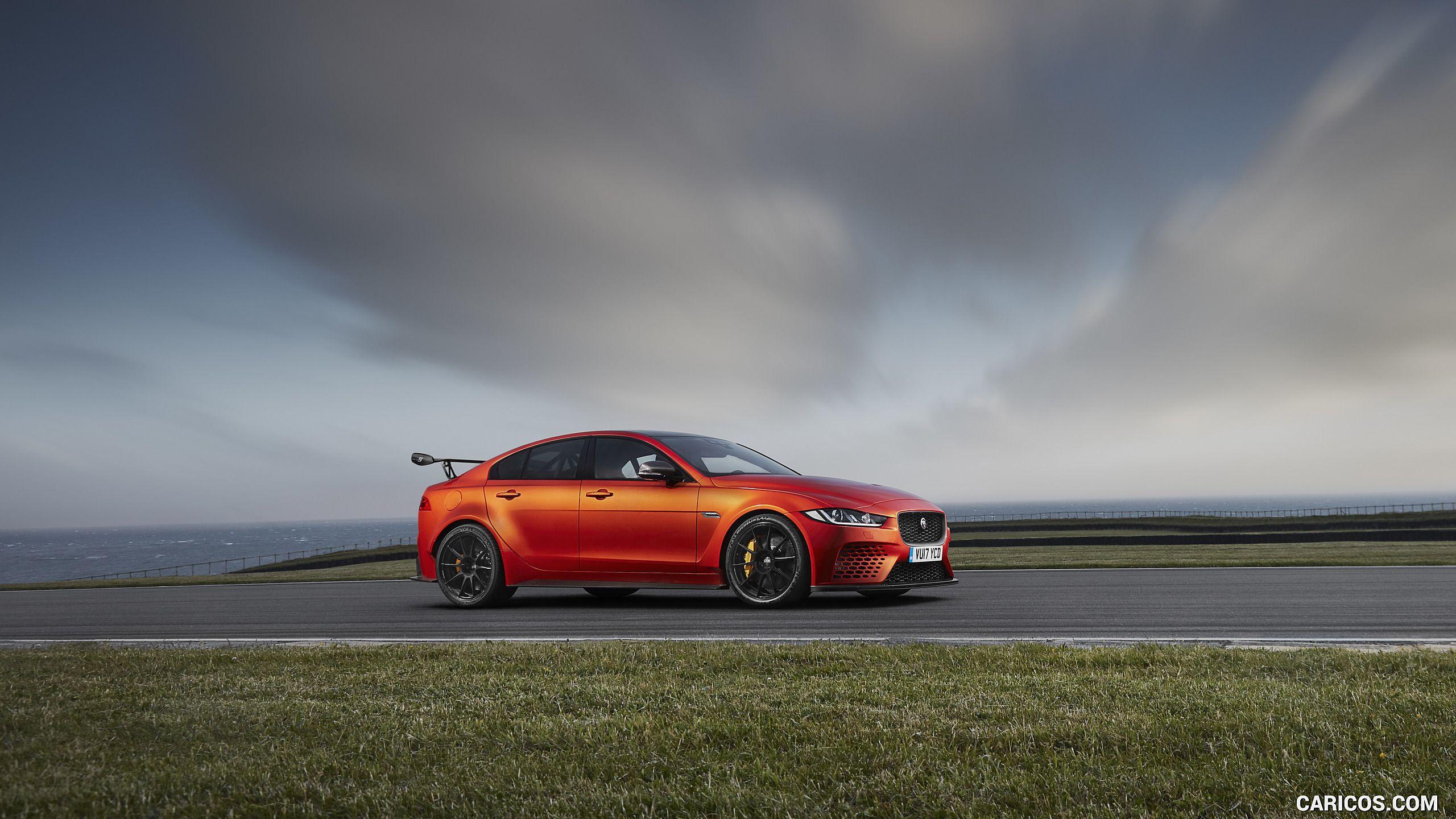 2560x1440 Jaguar XE Project 8 Wallpaper