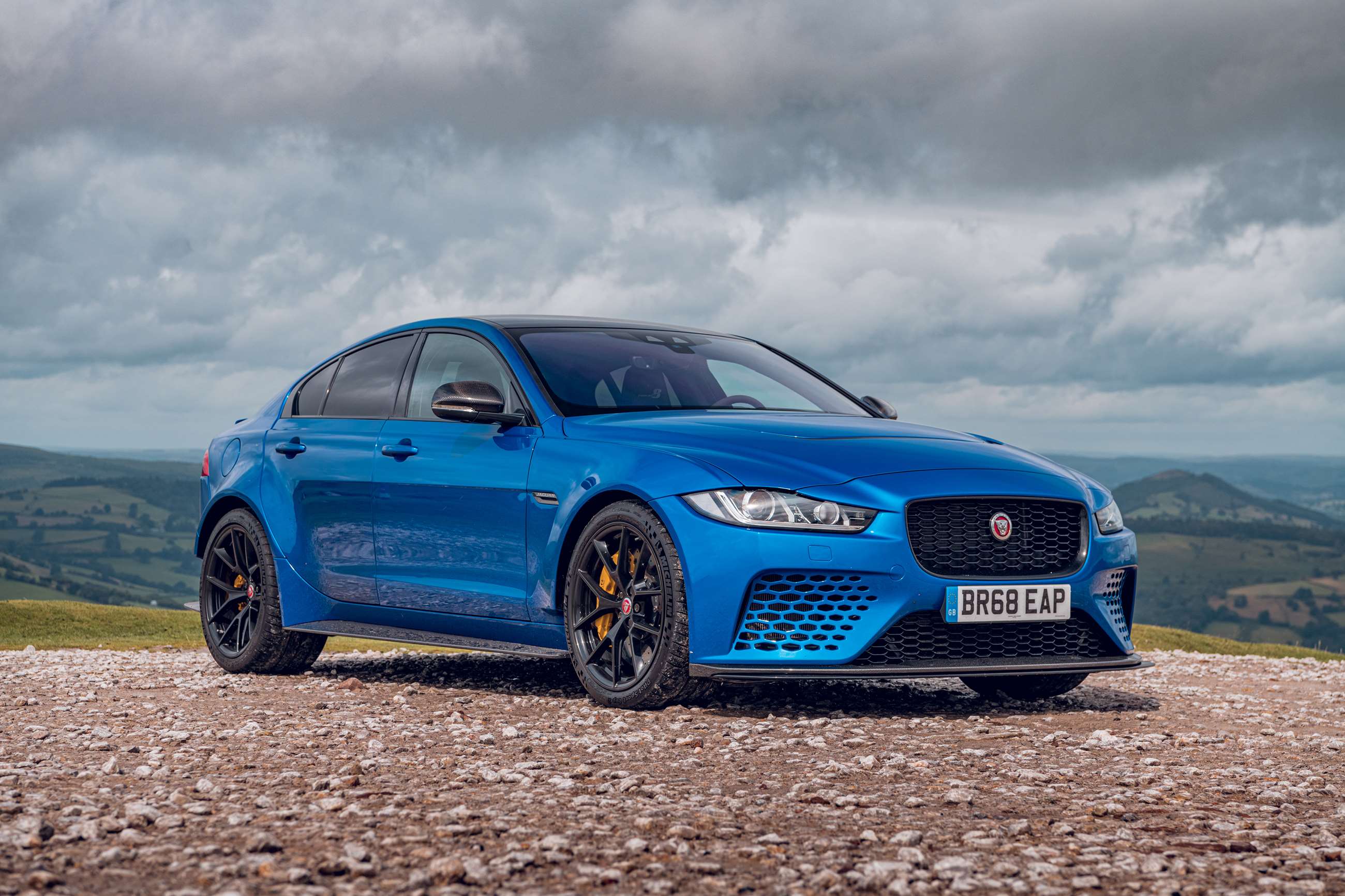 2600x1733 Jaguar Xe Sv Project 8 Touring