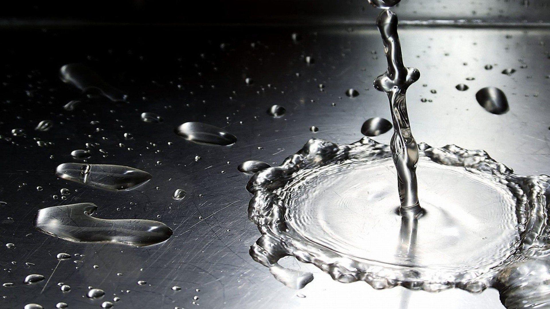 1920x1080 Water And Metal