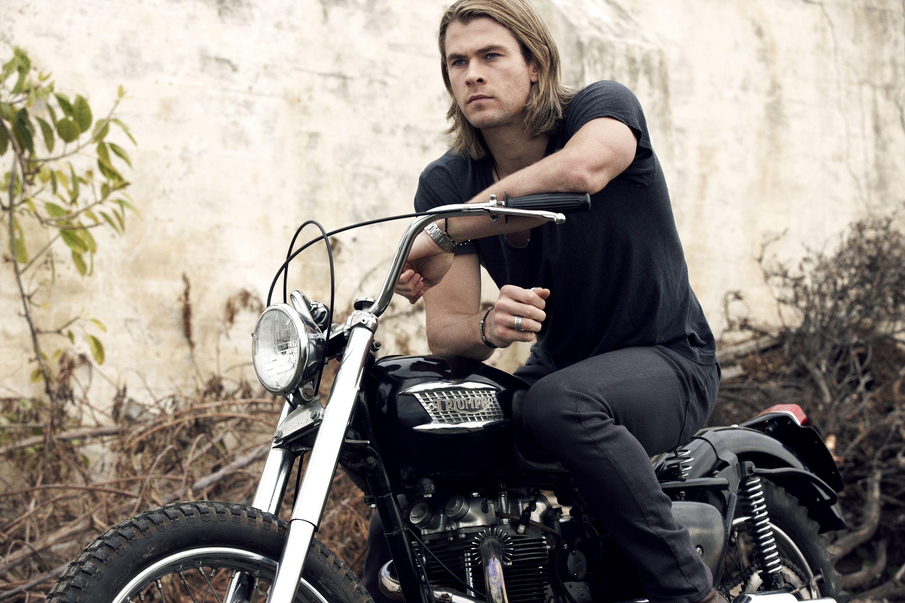 3000x2000 Chris Hemsworth Motorcycle Wallpaper. HD wallpaper and HD. Chris hemsworth, Hemsworth, Chris hemsworth thor