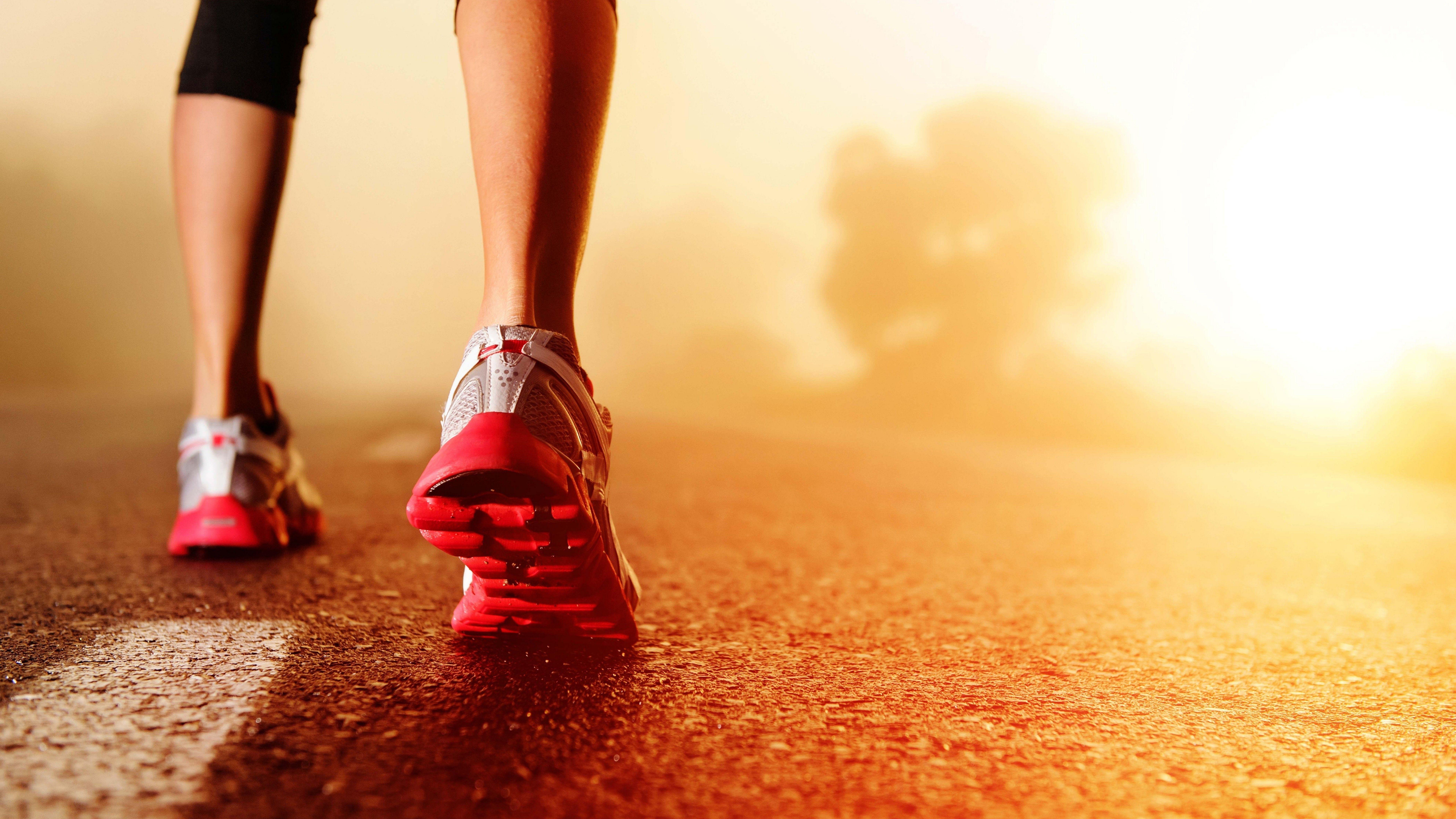 Running Shoes Wallpapers - Top Free Running Shoes Backgrounds -  WallpaperAccess