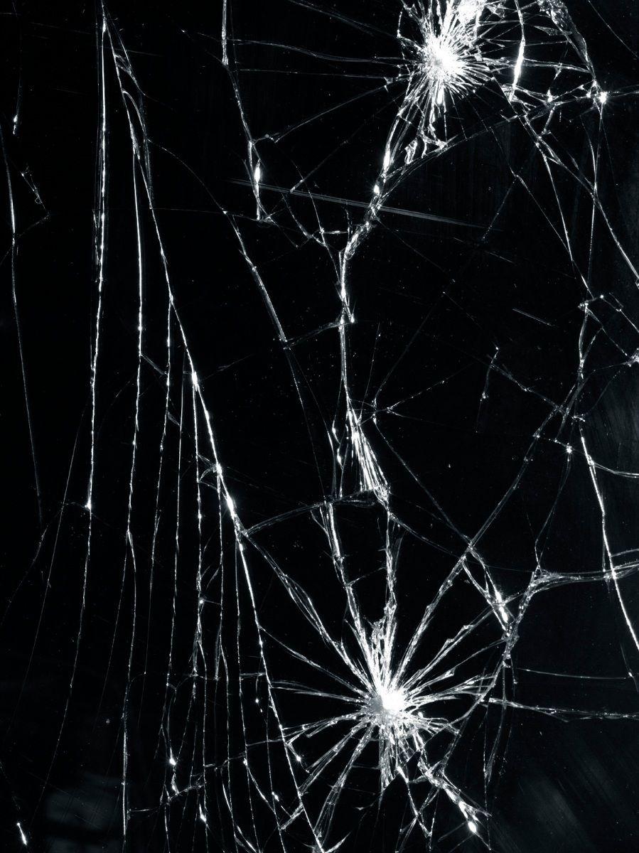 899x1200 Shattered Wallpaper