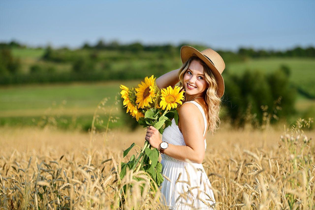 1280x853 Wallpaper Blonde girl Smile Bokeh Hat Wheat Nature female Fields