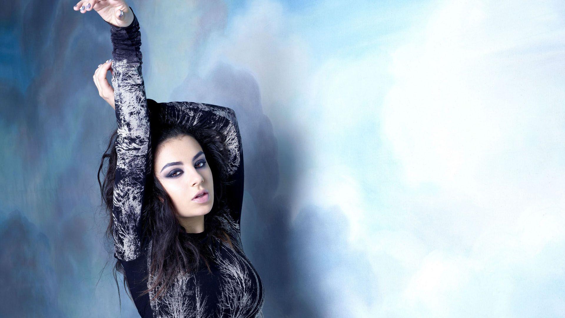 1920x1080 Charli XCX