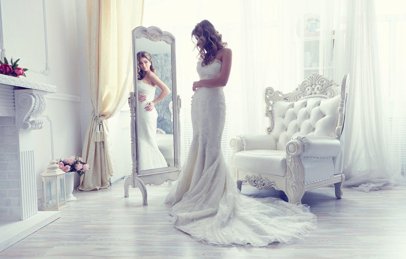 1332x850 Wallpaper style, reflection, chair, dress, mirror, the bride, wedding dress image for desktop, section стиль