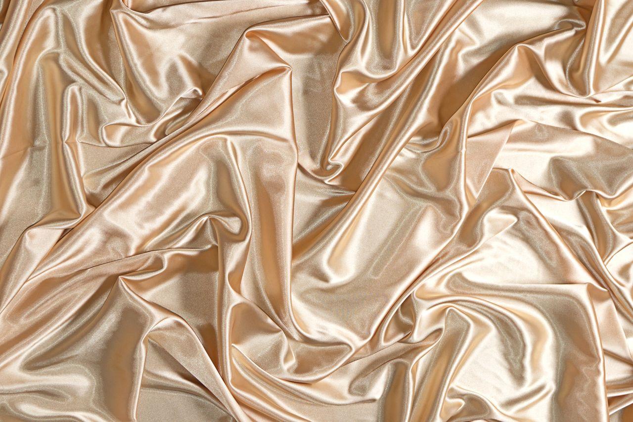 Gold Silk Wallpapers - Top Free Gold Silk Backgrounds - WallpaperAccess